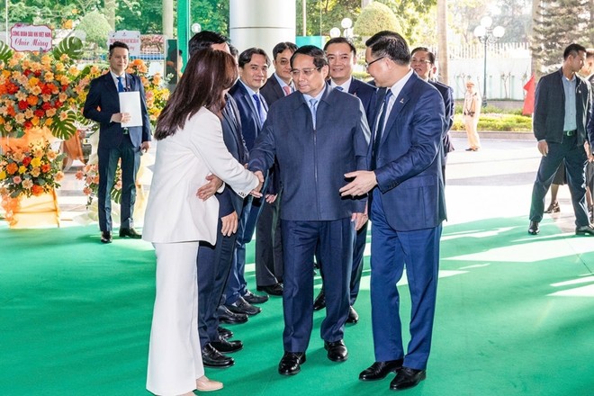 Lãnh đạo Petrovietnam và các đơn vị thành viên chào đón Thủ tướng Chính phủ Phạm Minh Chính tới dự Hội nghị Tổng kết công tác năm 2024.