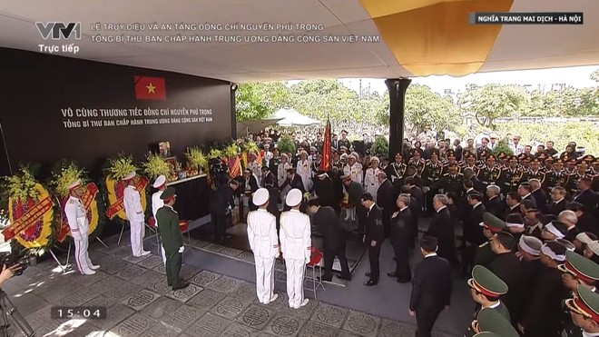 Người dân sẽ mãi nhớ về một vị Tổng Bí thư giản dị, liêm khiết, trí tuệ, cả đời vì nước, vì dân.