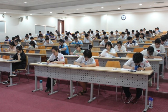 Gần 90.000 thí sinh cả nước dự thi đánh giá năng lực đợt 1 của ĐHQG TP. HCM Gần 90.000 thí sinh cả nước dự thi đánh giá năng lực đợt 1 của ĐHQG TP. HCM
