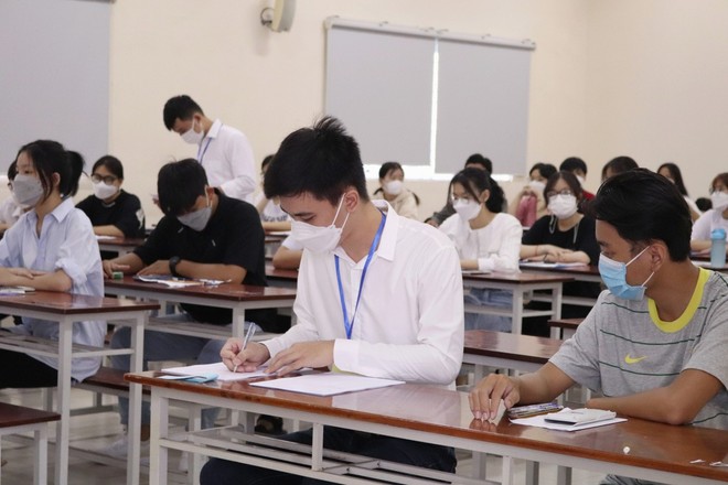 Thủ khoa kỳ thi ĐGNL ĐHQG TP HCM đạt 1.076 điểm Thủ khoa kỳ thi ĐGNL ĐHQG TP HCM đạt 1.076 điểm