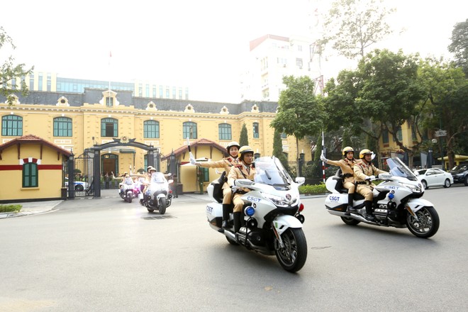 Các đơn vị CATP Hà Nội biểu dương lực lượng hưởng ứng cao điểm