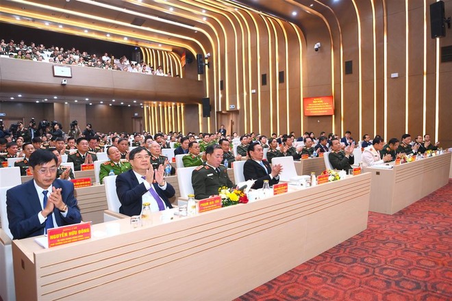 Các đại biểu dự hội nghị Các đại biểu dự hội nghị