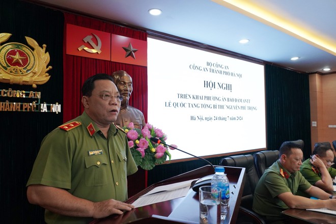 Trung tướng Nguyễn Hải Trung, Ủy viên Ban thường vụ Thành ủy, Bí thư Đảng ủy, Giám đốc Công an TP Hà Nội chủ trì hội nghị triển khai phương án đảm bảo ANTT Lễ Quốc tang Tổng Bí thư Nguyễn Phú Trọng Trung tướng Nguyễn Hải Trung, Ủy viên Ban thường vụ Thành ủy, Bí thư Đảng ủy, Giám đốc Công an TP Hà Nội chủ trì hội nghị triển khai phương án đảm bảo ANTT Lễ Quốc tang Tổng Bí thư Nguyễn Phú Trọng