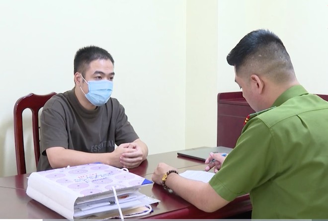 Cơ quan CSĐT ghi lời khai đối tượng Cơ quan CSĐT ghi lời khai đối tượng