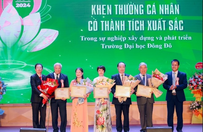 Vinh danh, tri ân các thế hệ lãnh đạo, cán bộ của Trường