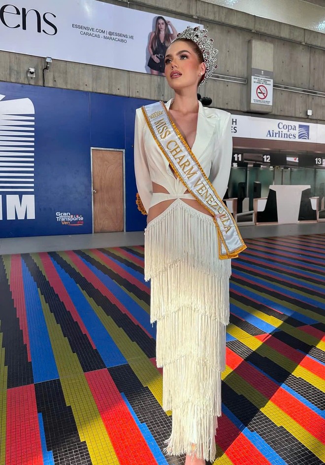 Fernanda Isabel Rojas (Miss Charm Venezuela 2024) hạnh phúc khi chính thức bước vào cuộc đua tranh vương miện tại Việt Nam