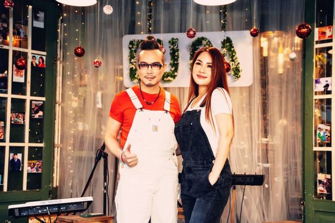 Vợ chồng ca sĩ Jimmi Nguyễn luôn đồng hành cùng nhau trong cuộc sống và công việc Vợ chồng ca sĩ Jimmi Nguyễn luôn đồng hành cùng nhau trong cuộc sống và công việc