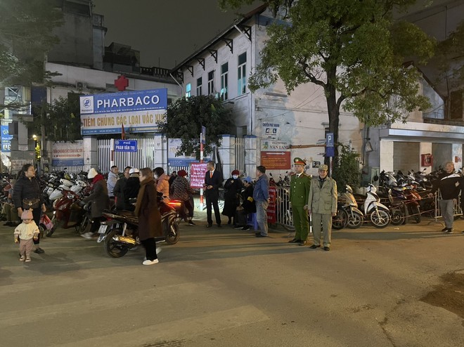 Công an phường Hàng Bột phối hợp các lực lượng triển khai bảo vệ an ninh an toàn tại khu vực nhà thờ Hàng Bột Công an phường Hàng Bột phối hợp các lực lượng triển khai bảo vệ an ninh an toàn tại khu vực nhà thờ Hàng Bột