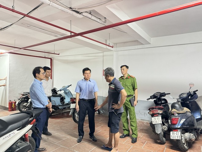 Lãnh đạo quận Đống Đa kiểm tra công tác đảm bảo an toàn PCCC và CNCH trên địa bàn Lãnh đạo quận Đống Đa kiểm tra công tác đảm bảo an toàn PCCC và CNCH trên địa bàn