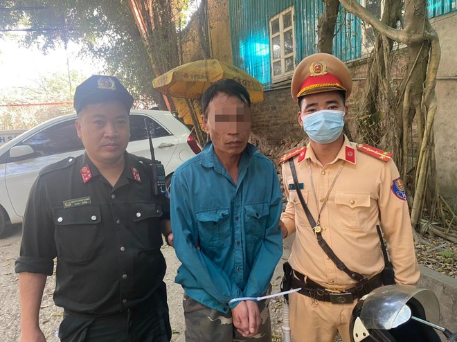 Tổ công tác Y13/141 tạm giữ đối tượng Nguyễn Văn B tàng trữ trái phép ma túy