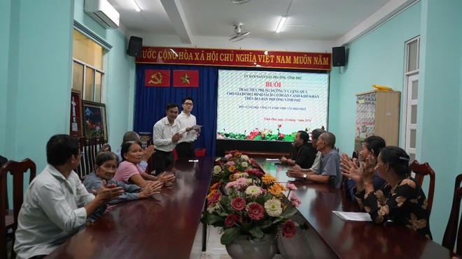Những phần quà hỗ trợ từ Tân Hiệp Phát đã trở thành điểm tựa tinh thần cho các gia đình chính sách suốt nhiều năm qua Những phần quà hỗ trợ từ Tân Hiệp Phát đã trở thành điểm tựa tinh thần cho các gia đình chính sách suốt nhiều năm qua