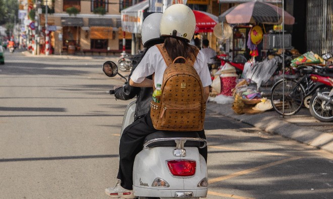 Những thức uống từ nguyên liệu tự nhiên, tốt cho sức khỏe như Trà Xanh Không Độ được người trẻ lựa chọn để giảm stress những ngày cuối năm. Những thức uống từ nguyên liệu tự nhiên, tốt cho sức khỏe như Trà Xanh Không Độ được người trẻ lựa chọn để giảm stress những ngày cuối năm.
