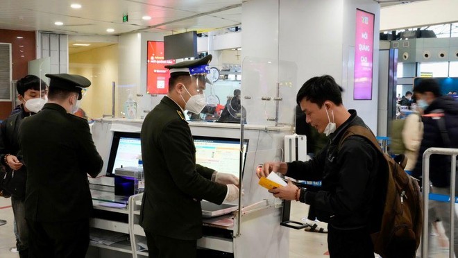 Kiểm soát an ninh tại các sân bay ở mức cao nhất trong dịp Tết