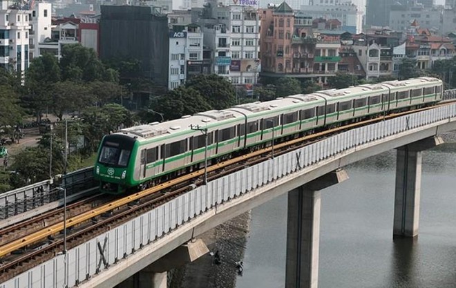 Đường sắt Cát Linh- Hà Đông ngày càng thu hút người dân sử dụng