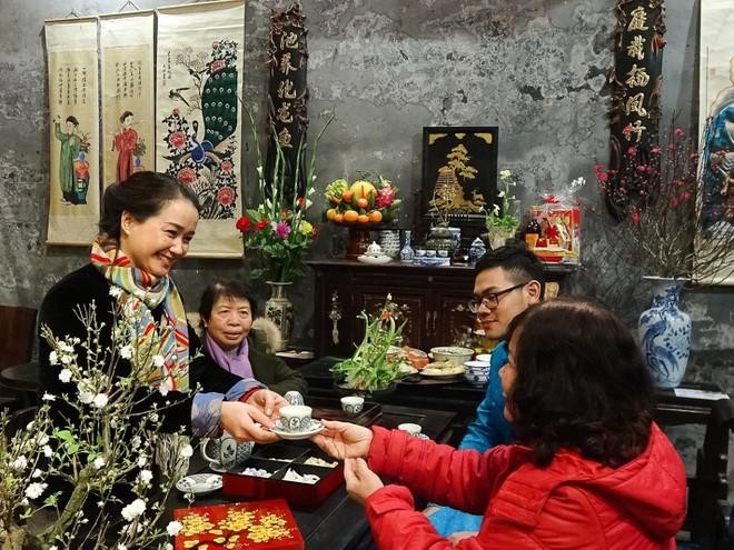 Thanh lịch, chu đáo là nếp nhà người Hà Nội Ảnh: Lê Bích