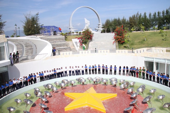 Khu tưởng niệm chiến sĩ Gạc Ma Khu tưởng niệm chiến sĩ Gạc Ma