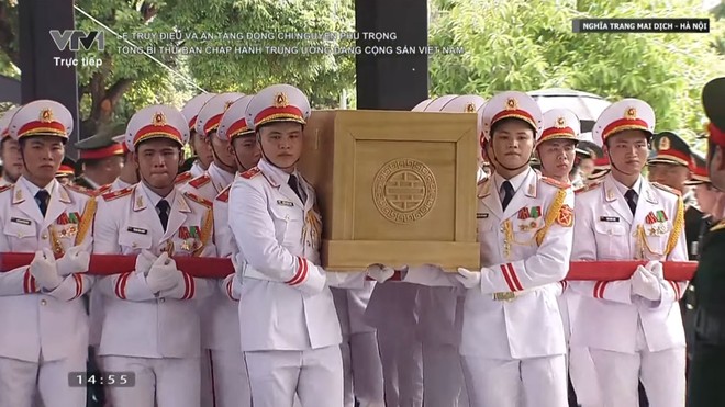 Những hình ảnh tại Nghĩa trang Mai Dịch, Hà Nội