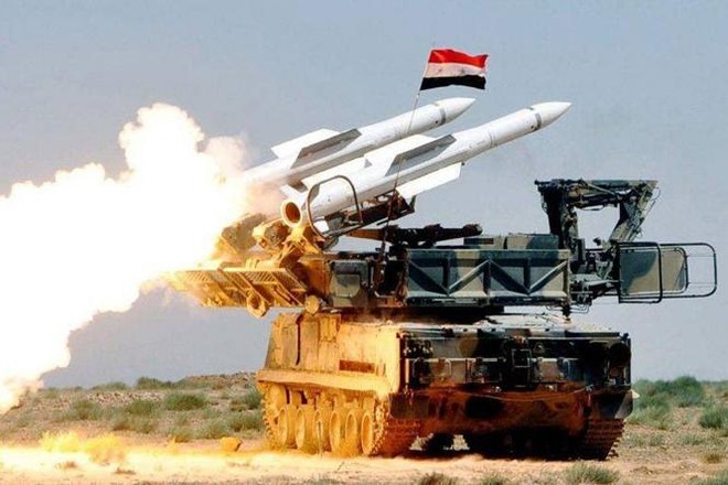 Hệ thống phòng không Syria khai hỏa