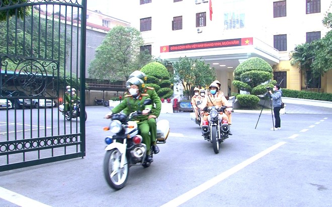 CAQ Cầu Giấy xuất quân triển khai thực hiện nhiệm vụ đảm bảo TTĐT, ATGT