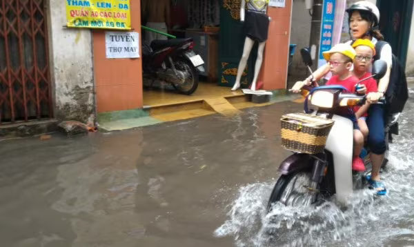 Khu H Tân Mai sau một cơn mưa dai... ảnh 8