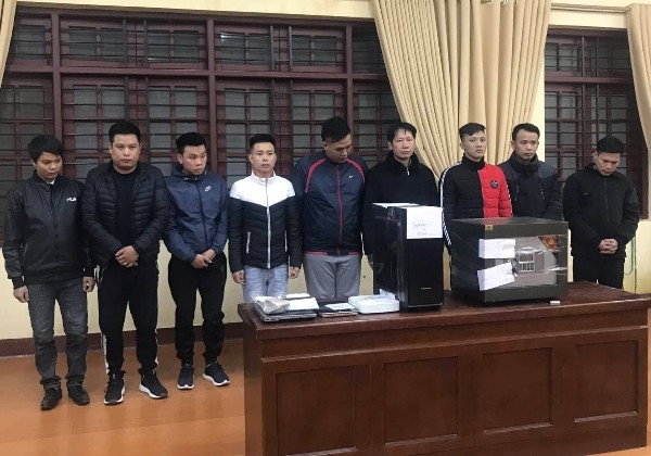Đánh sập đường dây tổ chức đánh bạc dưới hình thức cá độ bóng đá cực lớn ảnh 1 Đánh sập đường dây tổ chức đánh bạc dưới hình thức cá độ bóng đá cực lớn ảnh 1