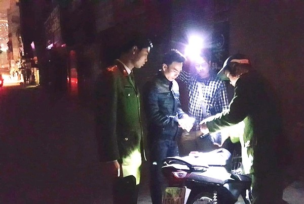 Nhiều biện pháp phòng ngừa trộm cắp tài sản dịp cuối năm ảnh 1 Nhiều biện pháp phòng ngừa trộm cắp tài sản dịp cuối năm ảnh 1