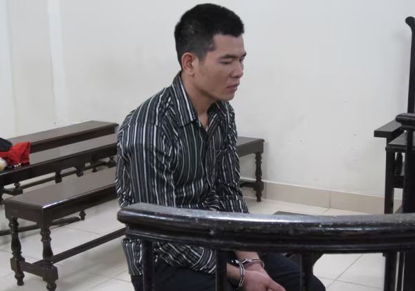 Tên cướp chuyên rình rập để “ăn đồ” của phụ nữ ở chỗ vắng ảnh 1