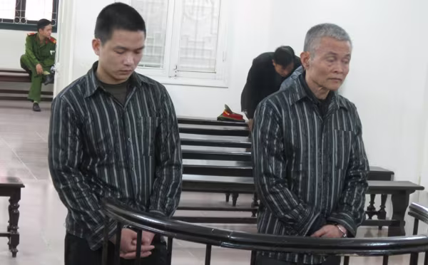 Nối nghiệp vợ buôn ma túy vì hám lãi… ngất trời ảnh 1