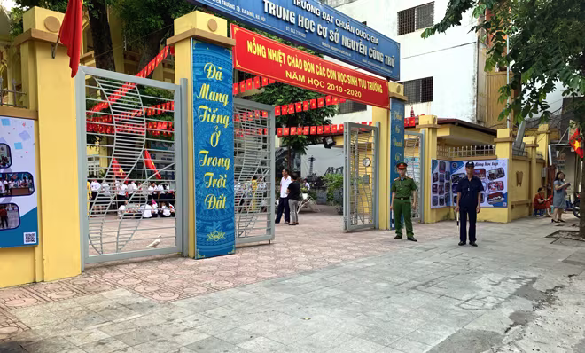 Đảm bảo an ninh trật tự, an toàn giao thông trong ngày lễ khai giảng năm học mới ảnh 8