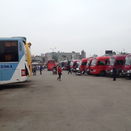 Ngày "mở hàng" năm mới ở bến xe quy mô nhất nhì Hà thành ảnh 1 Ngày "mở hàng" năm mới ở bến xe quy mô nhất nhì Hà thành ảnh 1