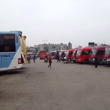 Ngày "mở hàng" năm mới ở bến xe quy mô nhất nhì Hà thành ảnh 1 Ngày "mở hàng" năm mới ở bến xe quy mô nhất nhì Hà thành ảnh 1