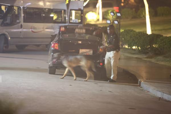 An ninh thắt chặt tại khách sạn nơi đoàn tổng thống Hoa Kỳ lưu trú ảnh 4