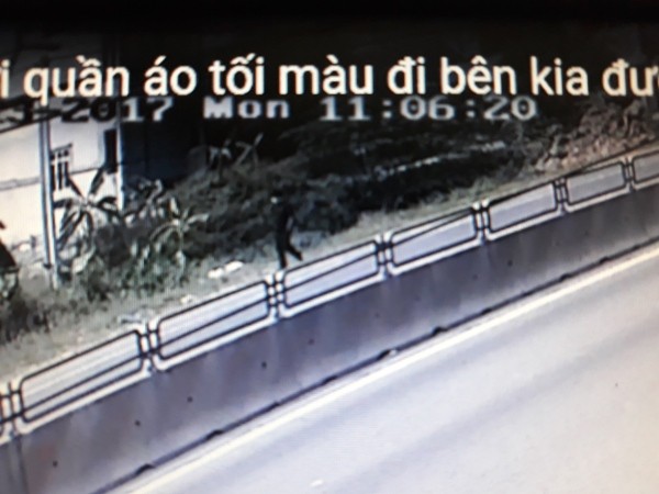 Tài xế taxi mất tích, trên xe có vết máu ảnh 2 Tài xế taxi mất tích, trên xe có vết máu ảnh 2