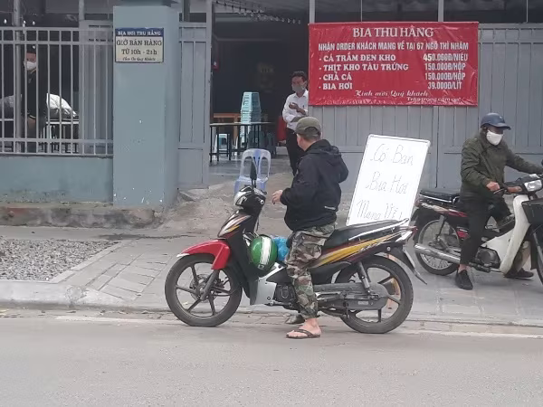 Những hình ảnh đường phố Thủ đô Hà Nội trong buổi sáng 1-4 ảnh 8 Những hình ảnh đường phố Thủ đô Hà Nội trong buổi sáng 1-4 ảnh 8