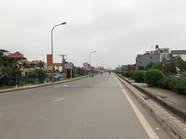 Những hình ảnh đường phố Thủ đô Hà Nội trong buổi sáng 1-4 ảnh 13 Những hình ảnh đường phố Thủ đô Hà Nội trong buổi sáng 1-4 ảnh 13