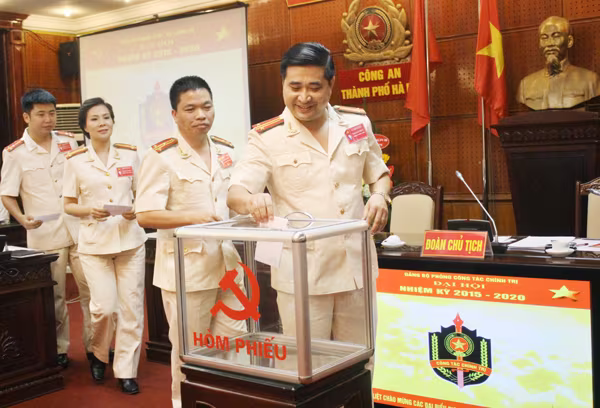 Đoàn kết, chủ động, kỷ cương, trách nhiệm, hiệu quả ảnh 4 Đoàn kết, chủ động, kỷ cương, trách nhiệm, hiệu quả ảnh 4