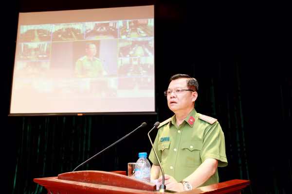 Siết chặt kỷ cương, kỷ luật, quản lý cán bộ chiến sỹ ảnh 2 Siết chặt kỷ cương, kỷ luật, quản lý cán bộ chiến sỹ ảnh 2