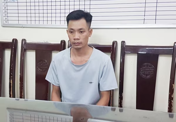 Do nợ nần, nam thanh niên mang dao rựa đi cướp xe máy ảnh 2 Do nợ nần, nam thanh niên mang dao rựa đi cướp xe máy ảnh 2