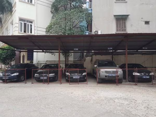 Đề xuất bắt buộc khoán xe công đối với Thứ trưởng, lãnh đạo địa phương ảnh 1 Đề xuất bắt buộc khoán xe công đối với Thứ trưởng, lãnh đạo địa phương ảnh 1