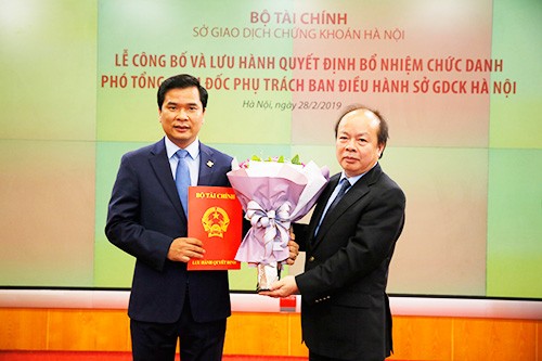 Bộ Tài chính nói gì về thông tin bổ nhiệm "thần tốc" Phó Tổng giám đốc HNX? ảnh 1 Bộ Tài chính nói gì về thông tin bổ nhiệm "thần tốc" Phó Tổng giám đốc HNX? ảnh 1