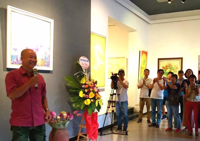 Họa sĩ Vũ Tuyên: Sen là người tình tuyệt vời trong nghệ thuật ảnh 1 Họa sĩ Vũ Tuyên: Sen là người tình tuyệt vời trong nghệ thuật ảnh 1