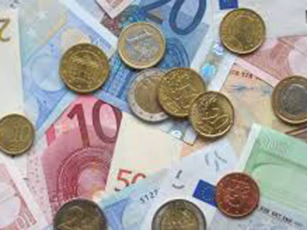 Italy thu giữ 550.000 euro tiền xu giả đúc tại Trung Quốc ảnh 1 Italy thu giữ 550.000 euro tiền xu giả đúc tại Trung Quốc ảnh 1
