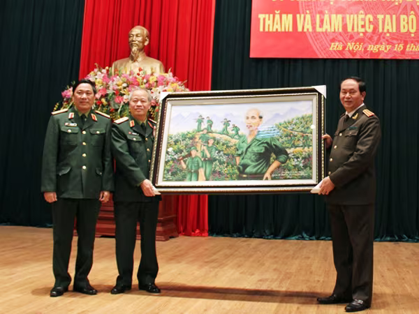 Nâng cao hiệu quả phối hợp, hiệp đồng chiến đấu giữa Công an nhân dân và Quân đội nhân dân, đáp ứng  yêu cầu, nhiệm vụ quốc phòng, an ninh trong tình hình mới ảnh 1