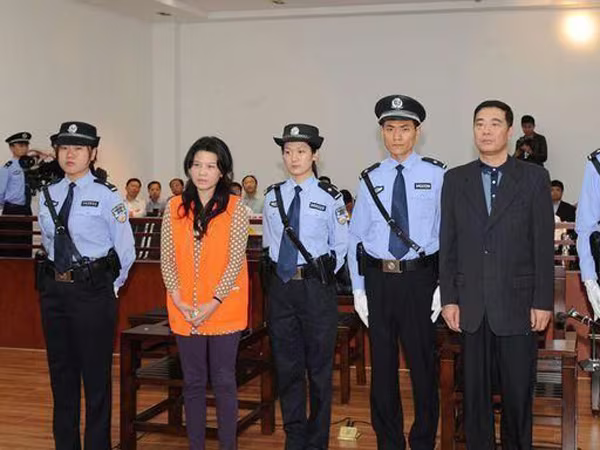 Mặt thật của những bóng hồng bên quan tham Trung Quốc ảnh 3 Mặt thật của những bóng hồng bên quan tham Trung Quốc ảnh 3