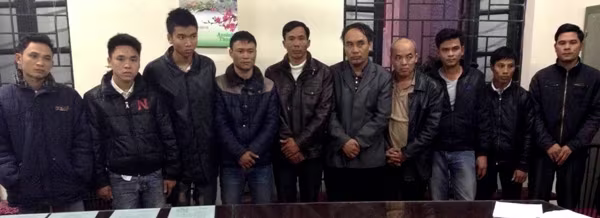 “Hỗn chiến” do tranh giành tuyến đường làm ăn ảnh 1