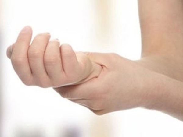 Tê chân tay mùa lạnh - chứng bệnh chớ nên coi thường ảnh 1 Tê chân tay mùa lạnh - chứng bệnh chớ nên coi thường ảnh 1
