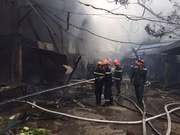 Những ngày cận Tết: Nhận diện hiểm họa cháy  ảnh 1