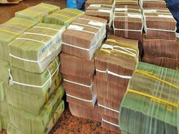 Đang truy tìm cựu trưởng phòng giao dịch  ảnh 1