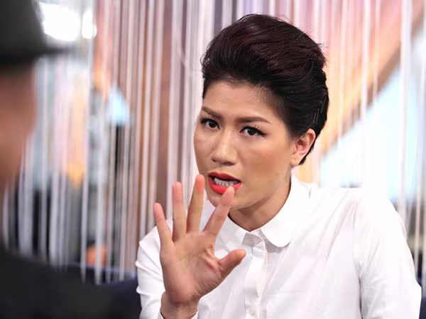 Dư luận phản ứng dữ dội với hành vi “khó đỡ” của cựu người mẫu Trang Trần ảnh 1 Dư luận phản ứng dữ dội với hành vi “khó đỡ” của cựu người mẫu Trang Trần ảnh 1