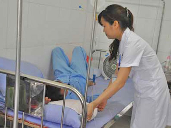 Nữ bác sĩ ở nơi... ai cũng sợ ảnh 1 Nữ bác sĩ ở nơi... ai cũng sợ ảnh 1